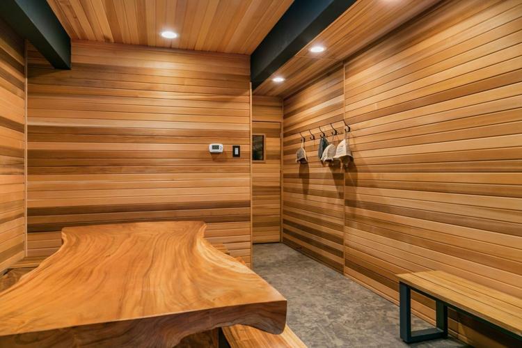 Photos Asking price for luxurious Leavenworth lodge falls to 3.95