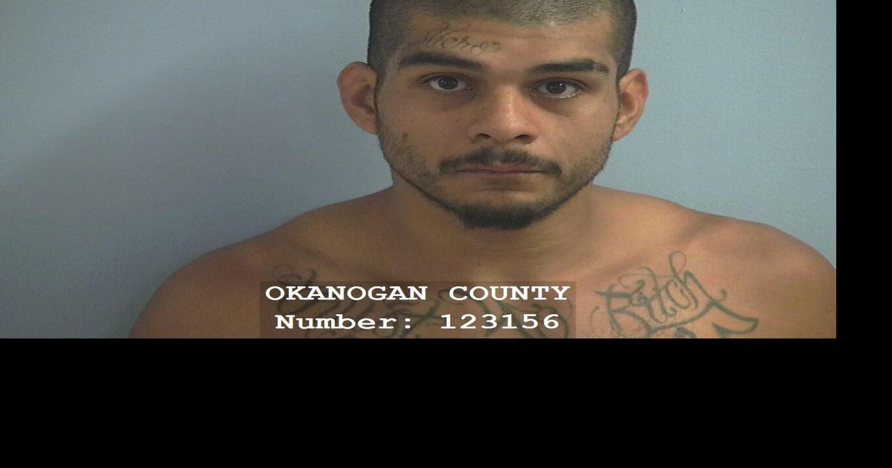 Man accused of pointing sawed-off shotgun at two people arrested in ...