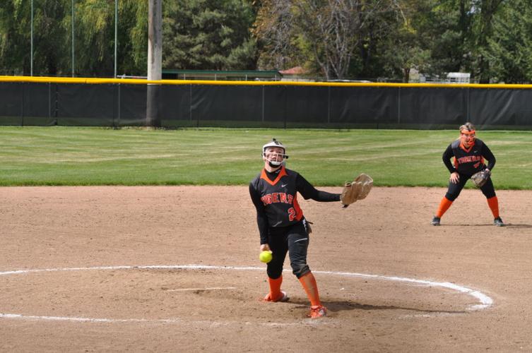 Ephrata softball drop two games to Ellensburg Bulldogs on Saturday