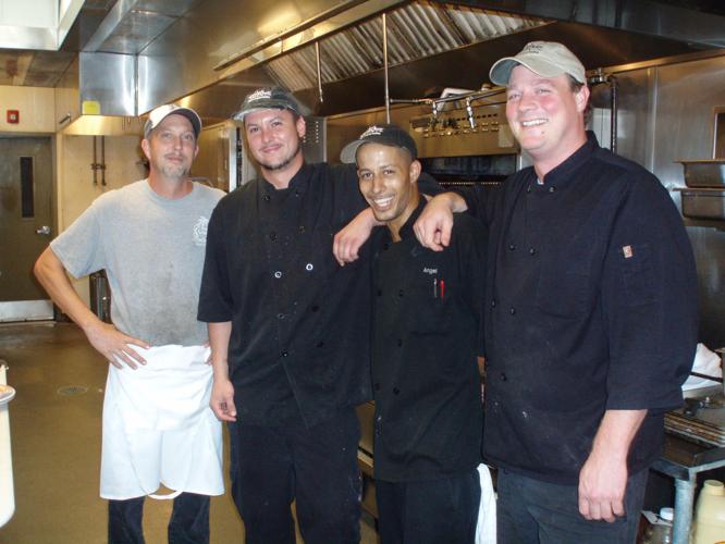 Joe Cracker Sportsgrille Let's Go!