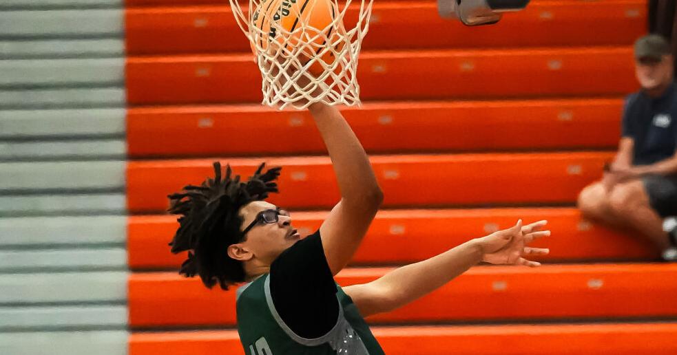 BOYS BASKETBALL: Lynch leads Venice past Mantas at Shootout