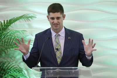 Usf S Scott Those That Stay Will Be Champions Sports