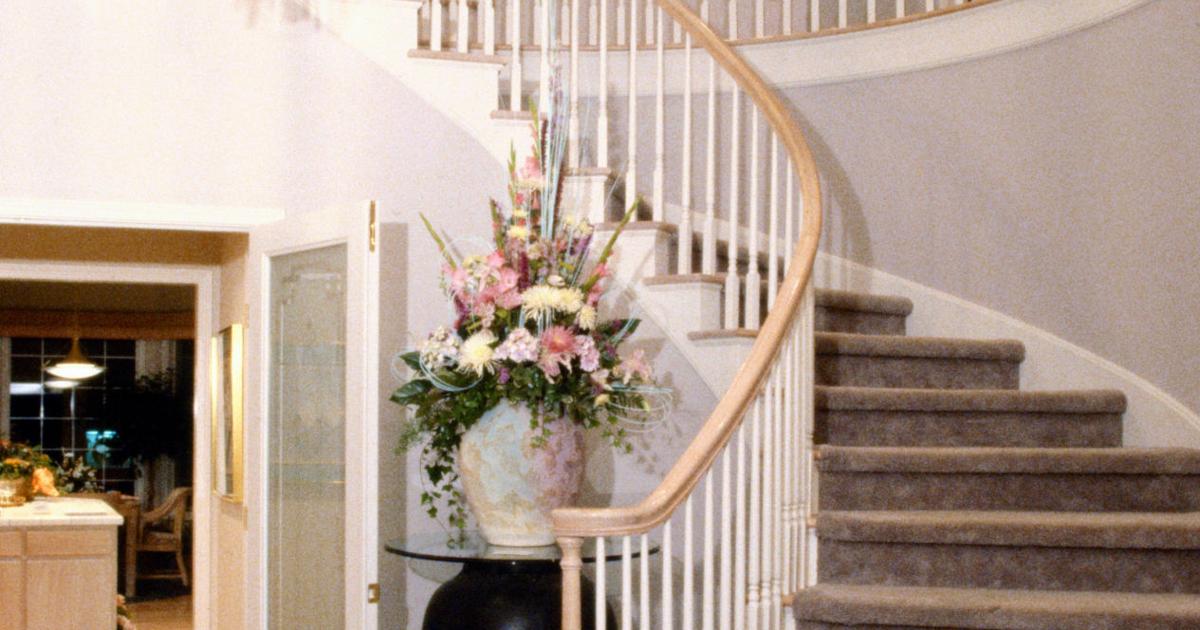 5 ways to revamp your staircase | Newsarchives | yoursun.com