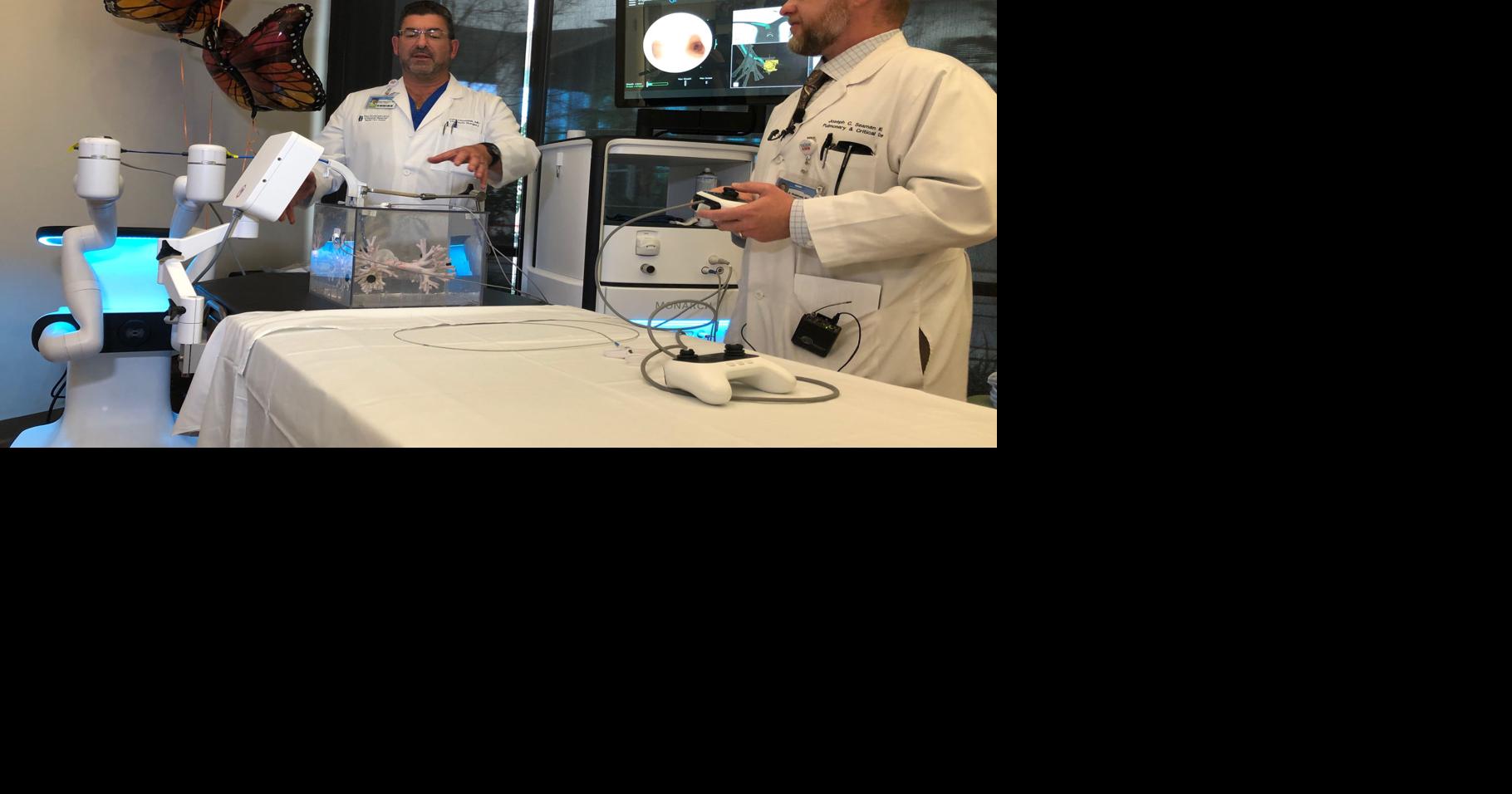 Sarasota Memorial debuts cancer-fighting robot | News | yoursun.com