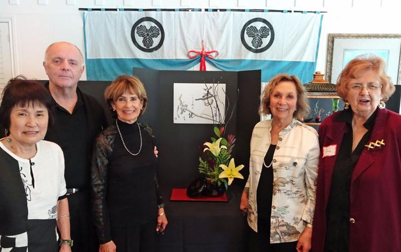 Sarasota Ikebana chapter presents Ikebana family tree
