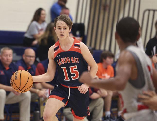 WALLY KELLER CLASSIC Bobcats, Mantas take home victories Sun Preps