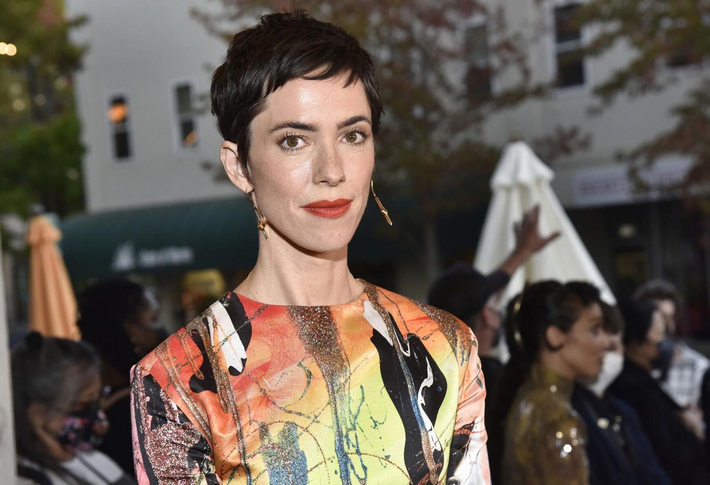 Passing Director Rebecca Hall Was Told You Ll Never Get This Made Daily Break Yoursun Com