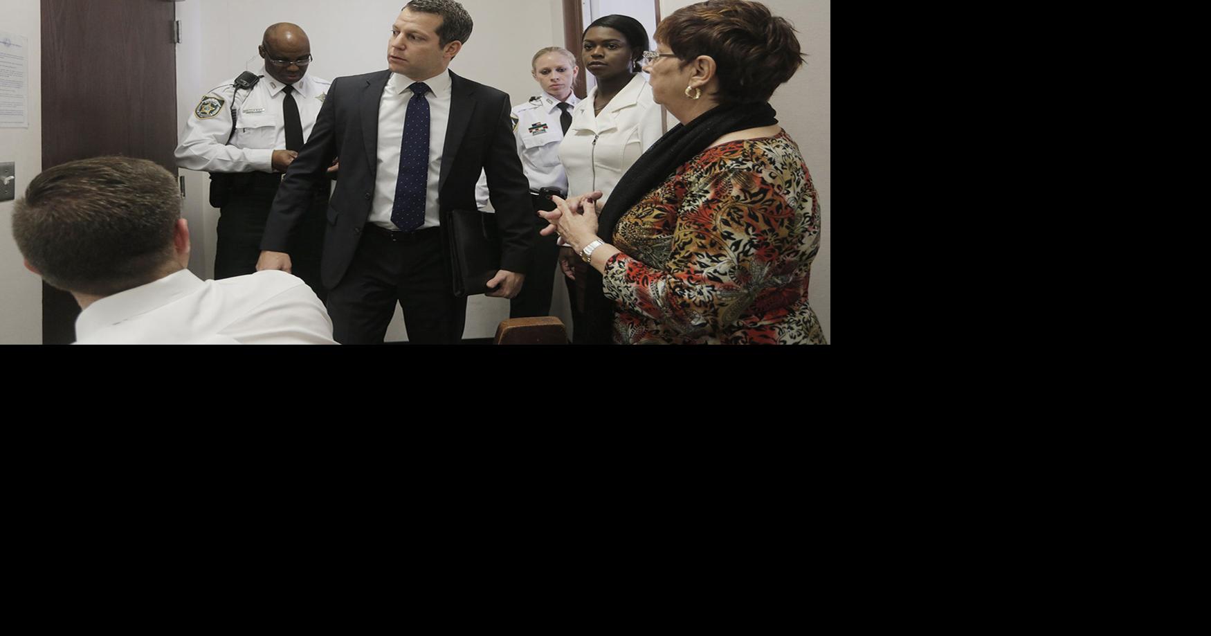DeSantis fires back in Warren case | Port Charlotte News | yoursun.com