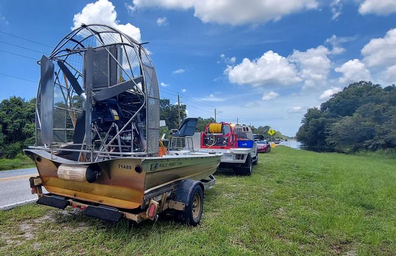 Flooding impacts North Port Estates, a scramble to stay dry The Daily