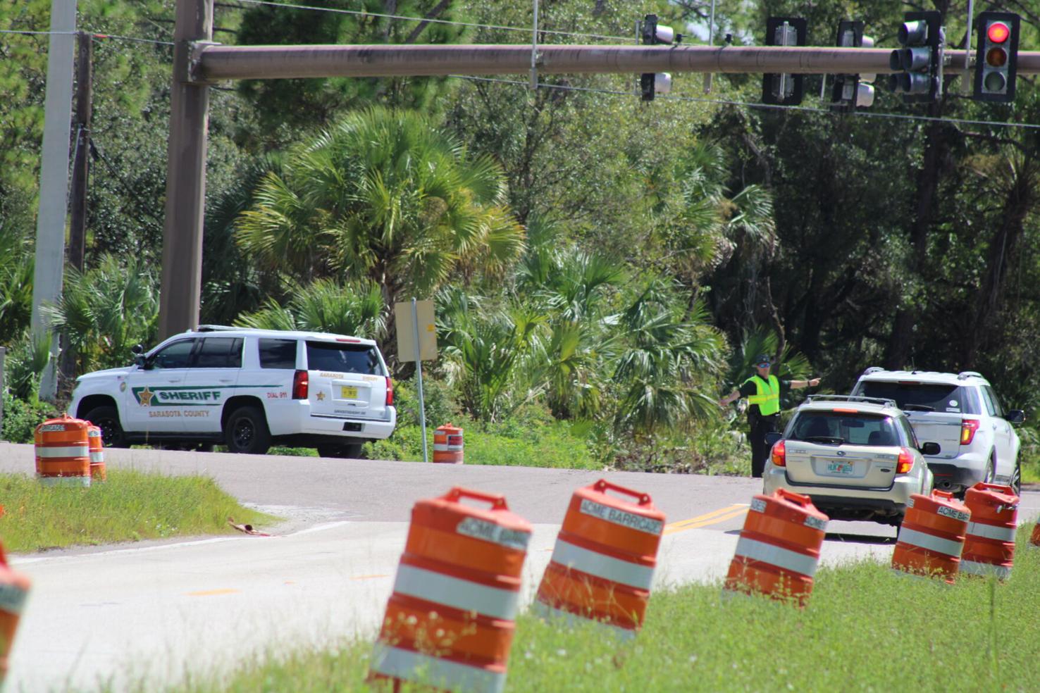 Crash with injuries closes a portion of River Road News