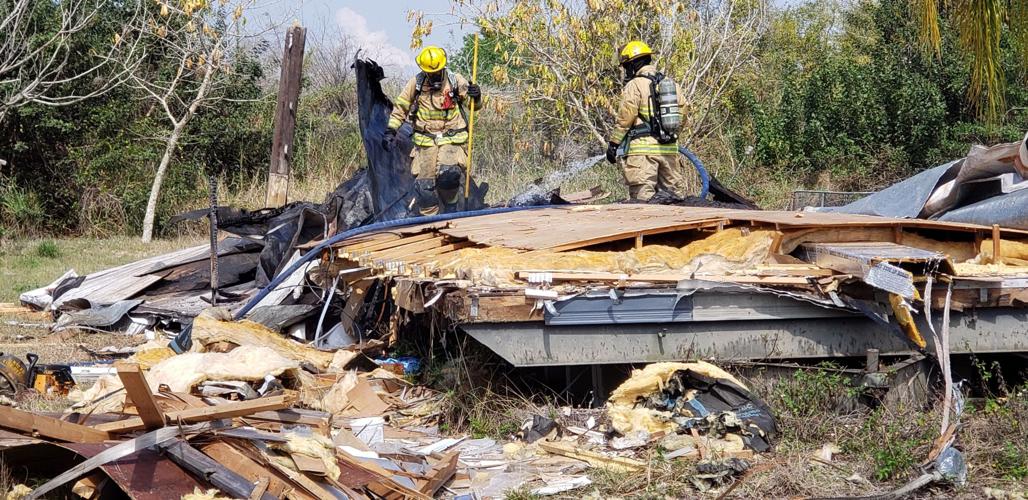 Fire destroys trailer in Highway Park | News | yoursun.com