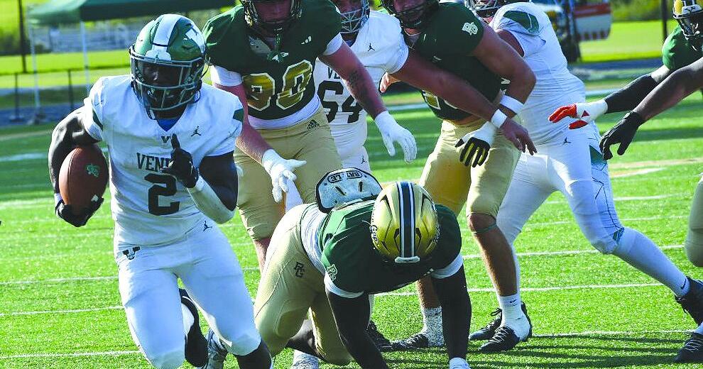PREP FOOTBALL: Despite obstacles, Venice opens season with huge win over Rabun Gap