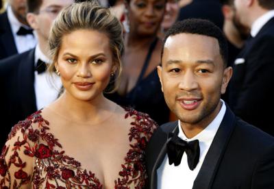 Chrissy Teigen And John Legend Announce Pregnancy In Wild Music Video Features Yoursun Com