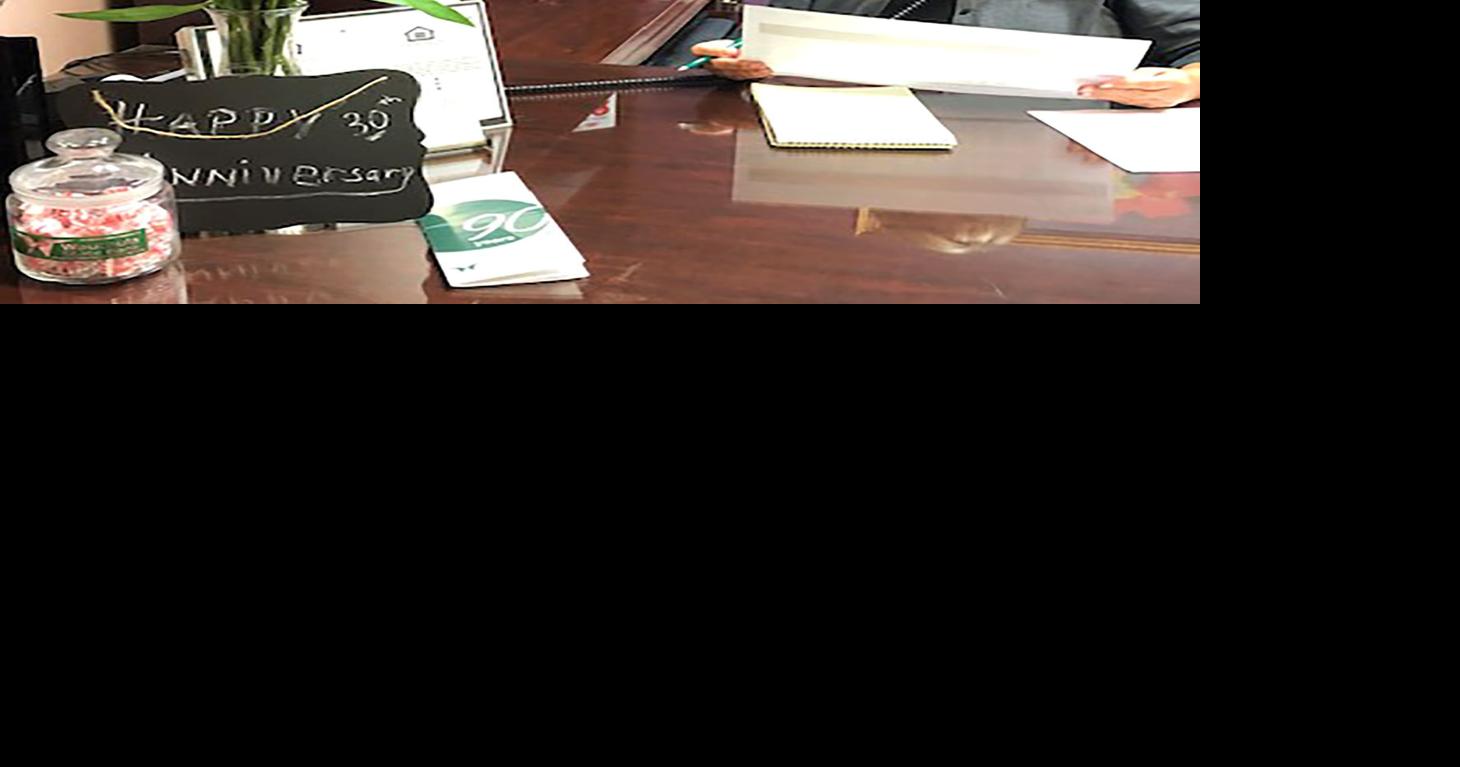 Whitmire celebrates 30 years at Wauchula State Bank Sebring