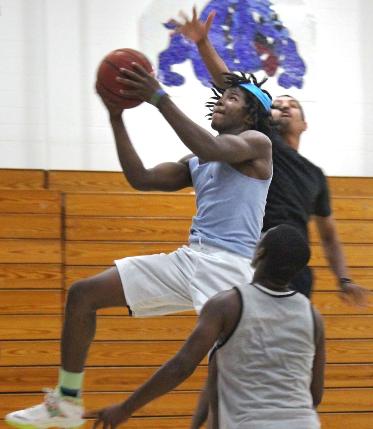 Bouncehouse Desoto Mens Basketball Camp Koonce Sports
