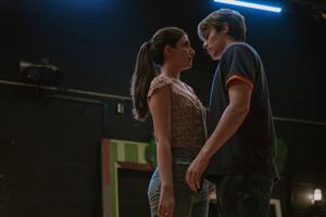 Movie Review: Sunny Sandler is sweet — and sunny — in theater-kid dramedy 'Don't Say Good Luck'
