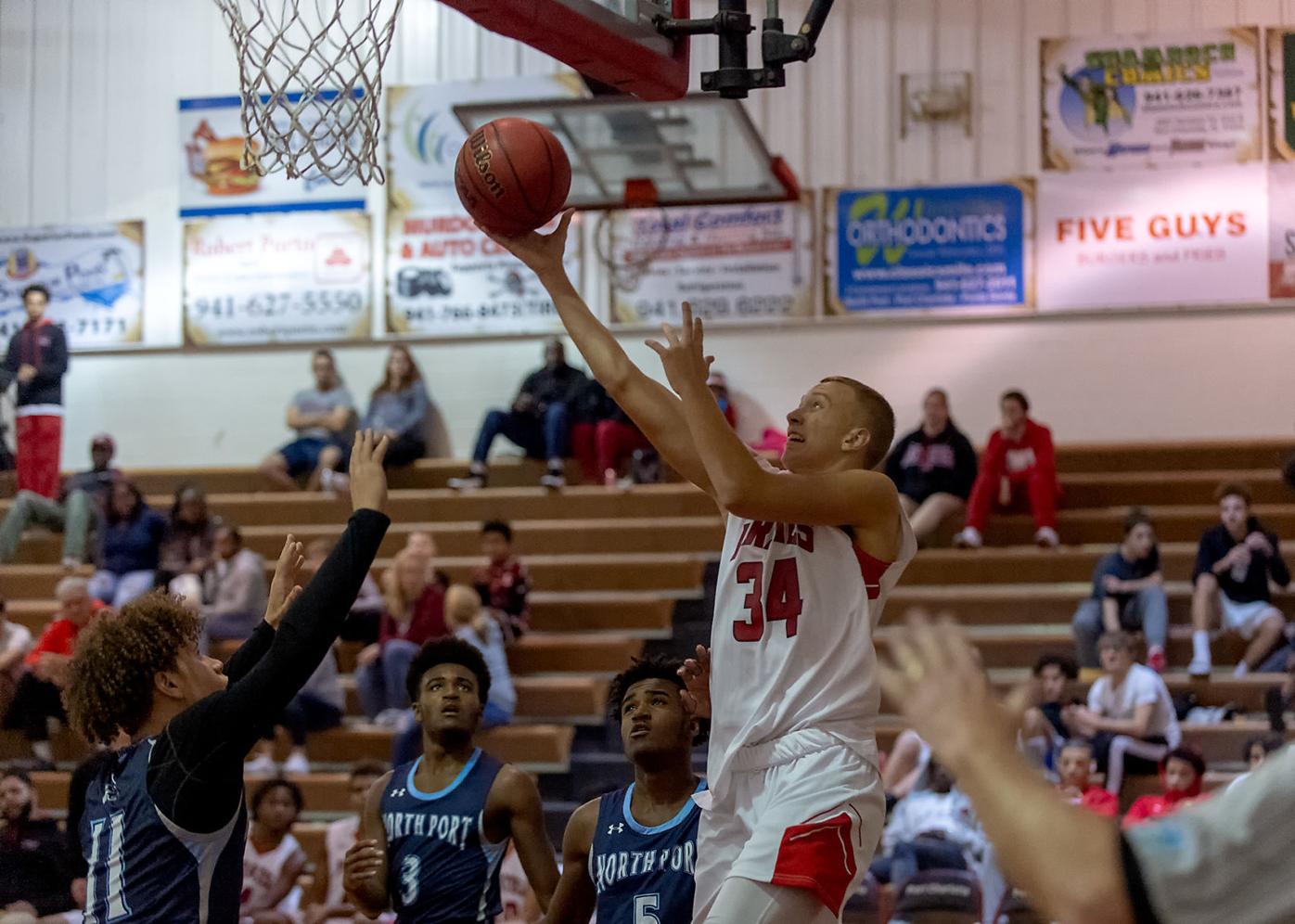 7 Area Teams Tip Off In Holiday Shootout Sun Preps Yoursun Com