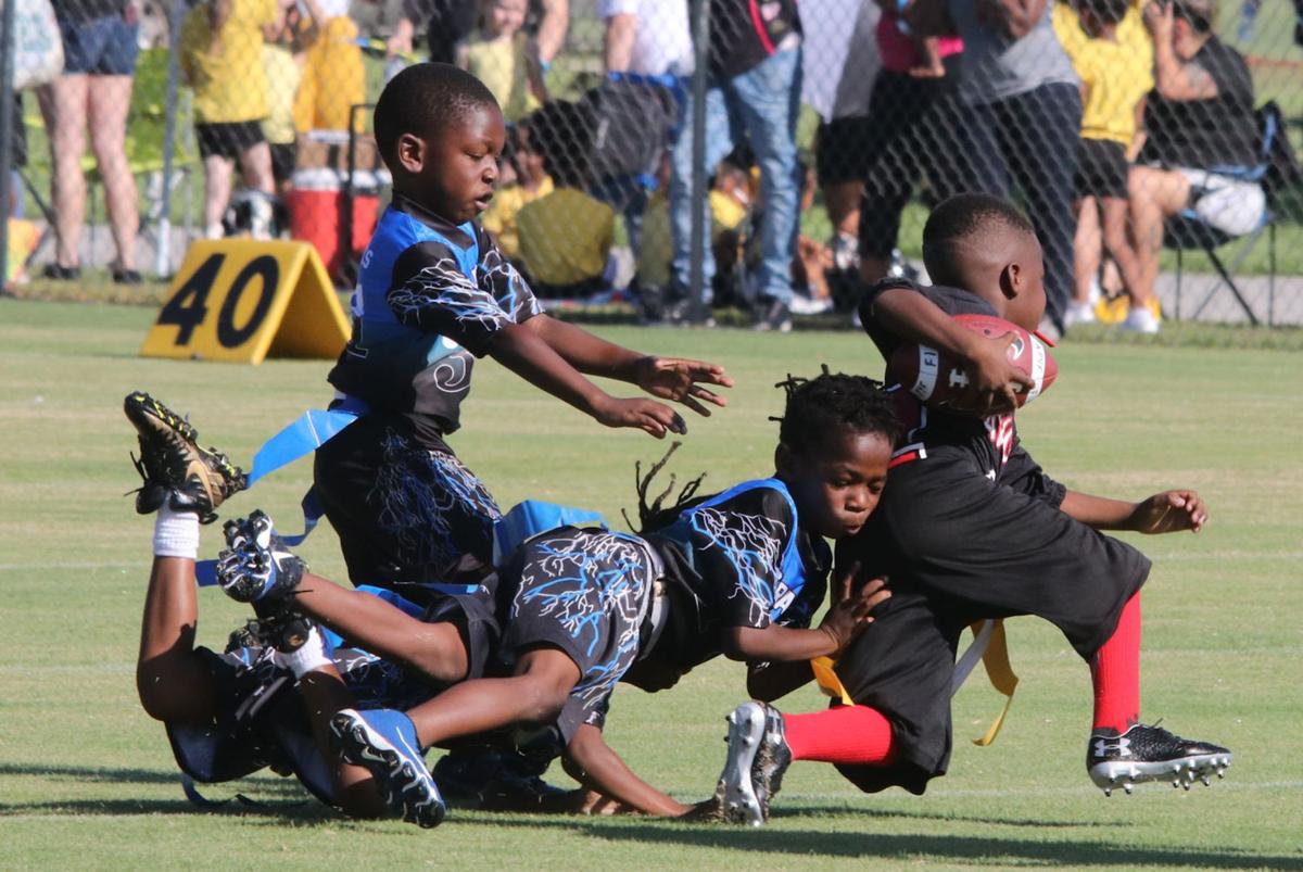 Youth Football Back In Action Sports Yoursun Com