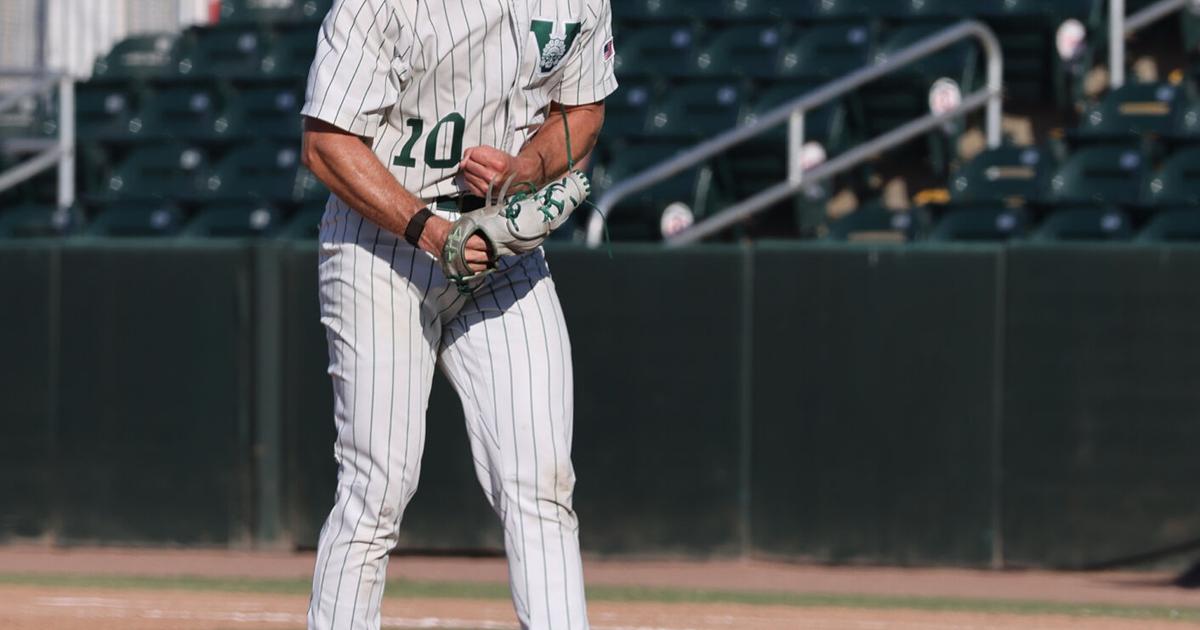 BASEBALL: Venice rallies in state semifinal, one win away from seventh state title