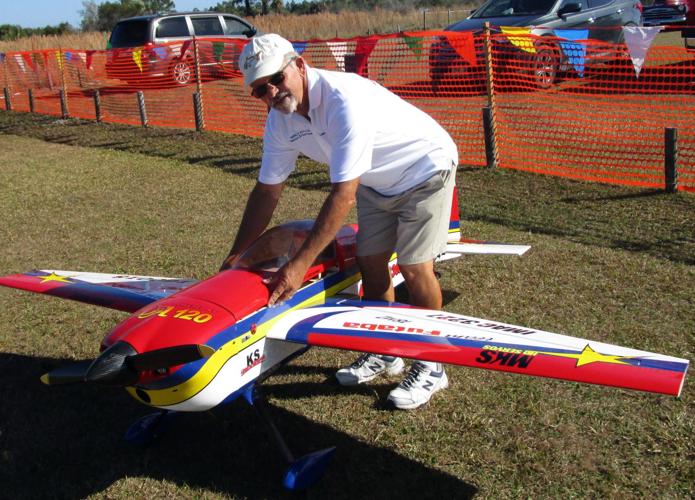 Jeff Ragonese Model airplane club hosts open house | Newsarchives | yoursun.com