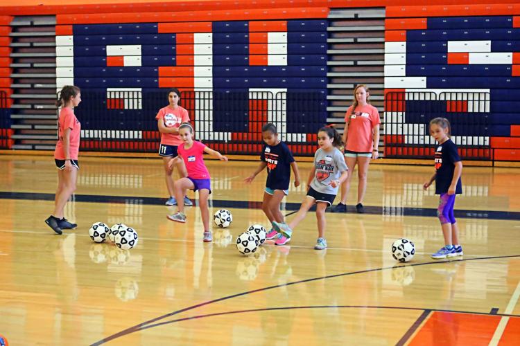Summer Rusher Lady Mantas sports camp | News Archives | yoursun.com