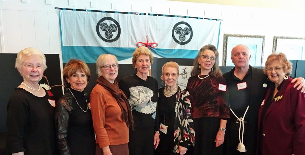 Sarasota Ikebana chapter presents Ikebana family tree