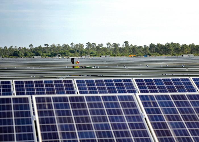 FPL installs 500,000th new solar panel | News Archives | yoursun.com