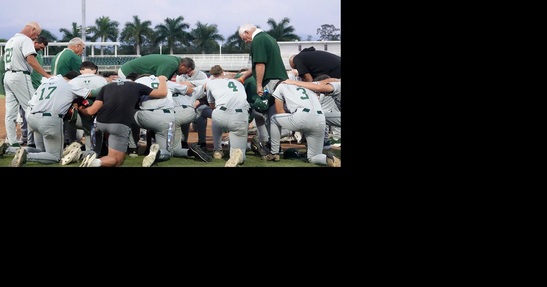 BASEBALL: Venice falls short against Stoneman Douglas in 7A state title