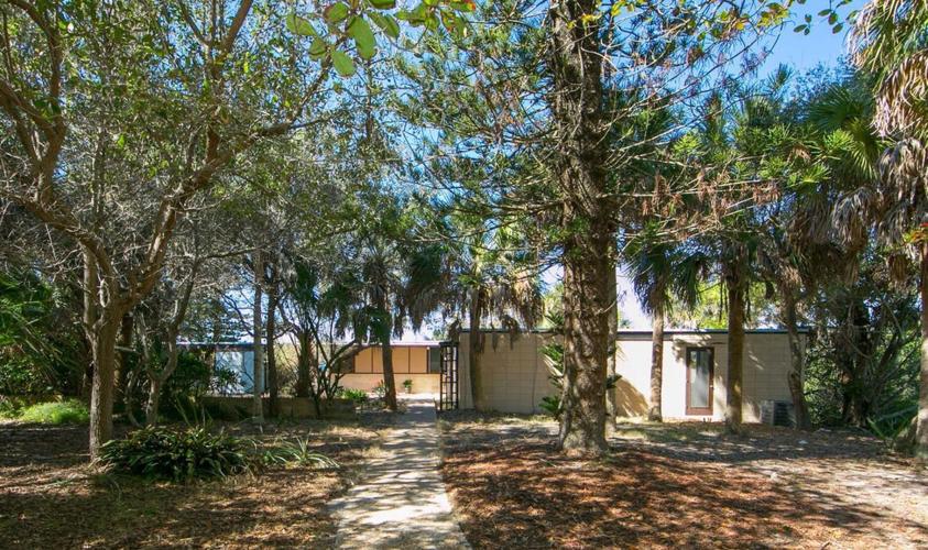 Farley house in Venice facing demolition News