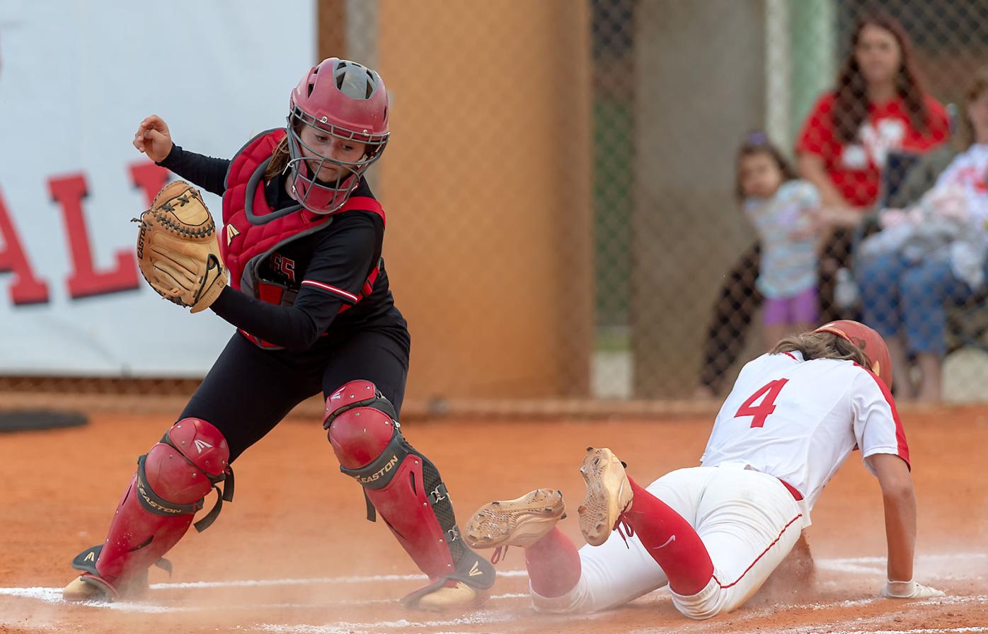 Lady Pirates Season Ends With Loss To North Fort Myers Area Preps Yoursun Com