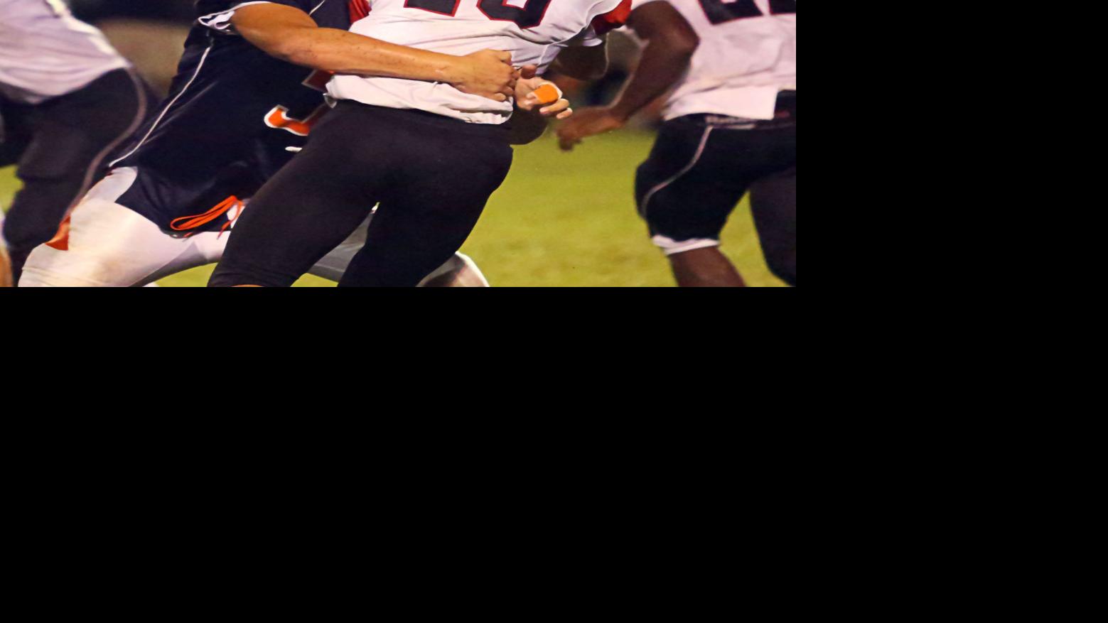 Lemon Bay Jv Football Continues To Improve Sports Yoursun Com