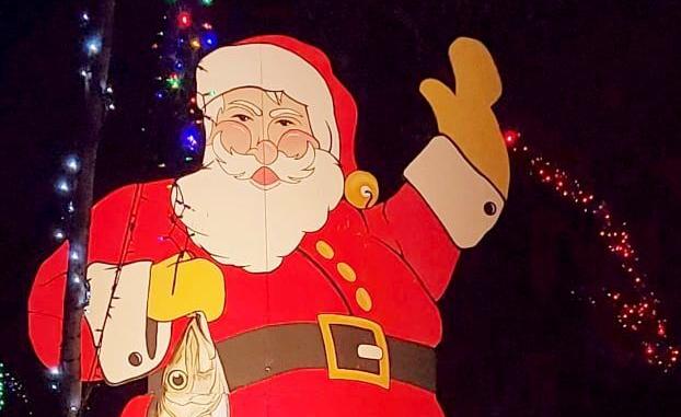 Santa in Woodland Estates