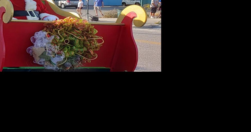 Englewood gets ready for 2023 Christmas Walk The Daily Sun