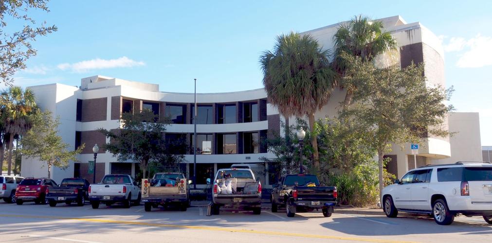 CRA places a contract on Sebring building Sebring