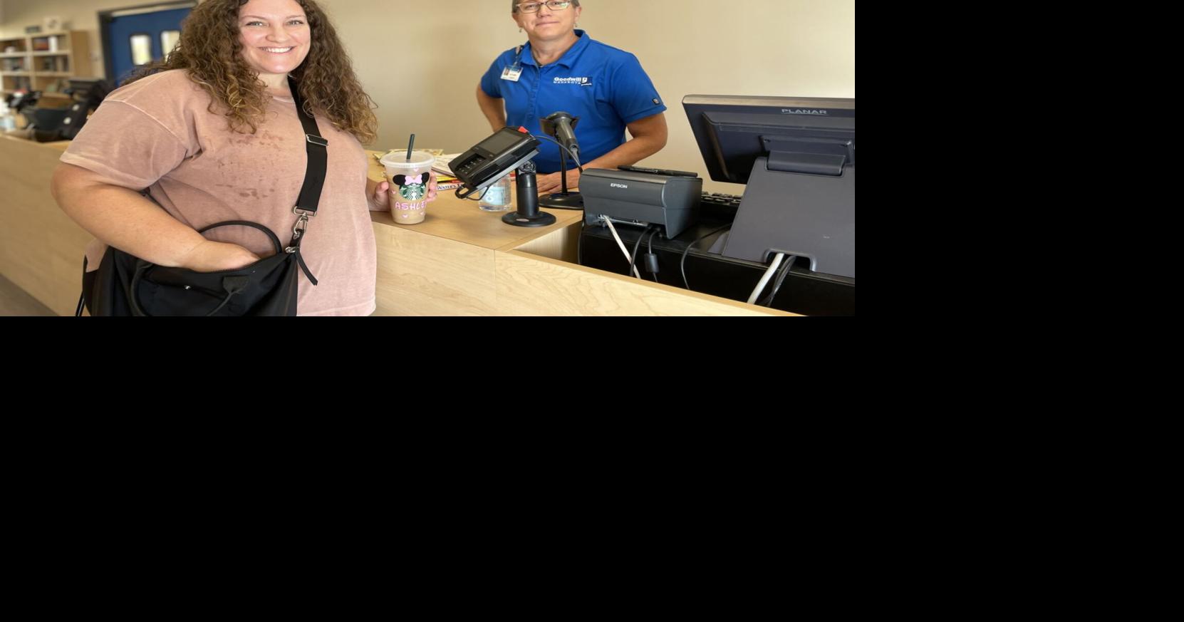 Goodwill opens new bookstore in Venice News