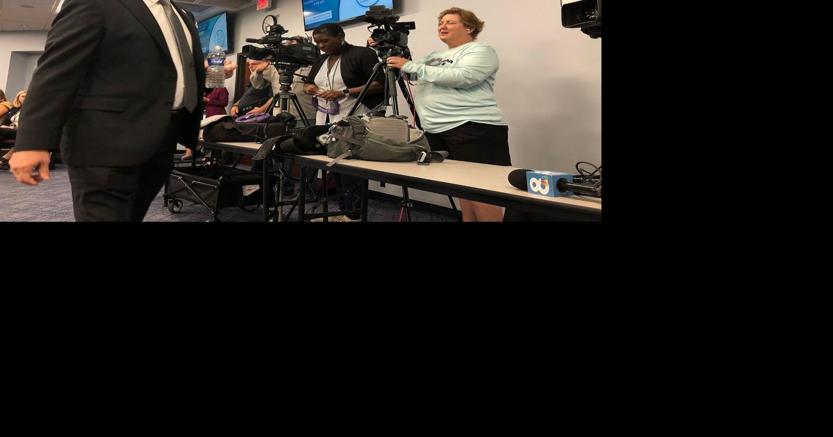 Sarasota County Schools superintendent signs separation agreement ...