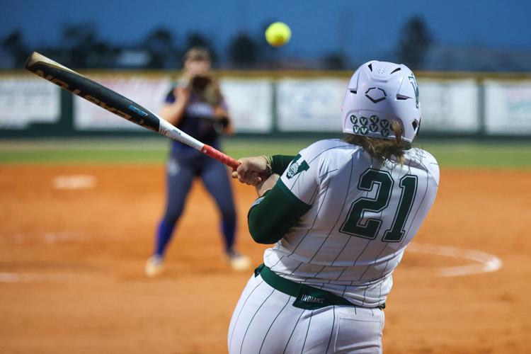 SOFTBALL Venice falls to Charlotte despite late run Sun Preps