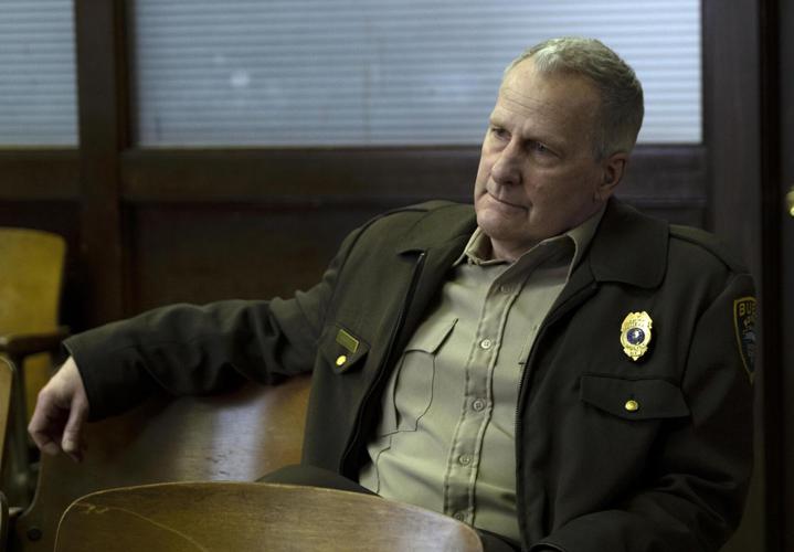 Jeff Daniels plays the police chief in "American Rust"