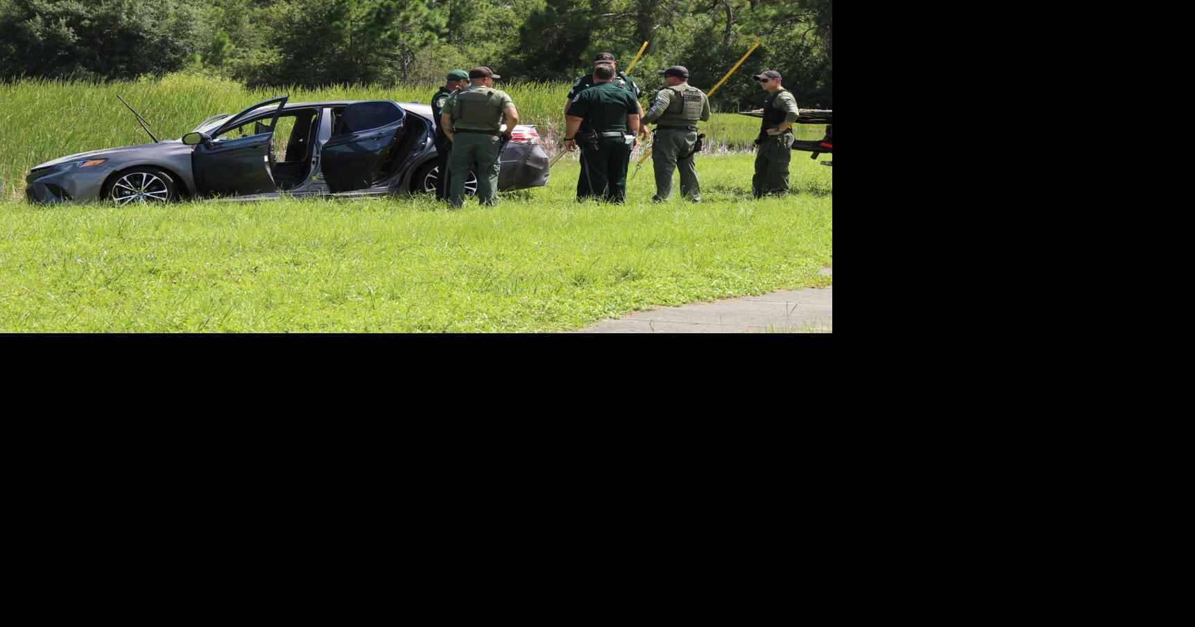 Car chase ends with car in pond, man arrested | News | yoursun.com