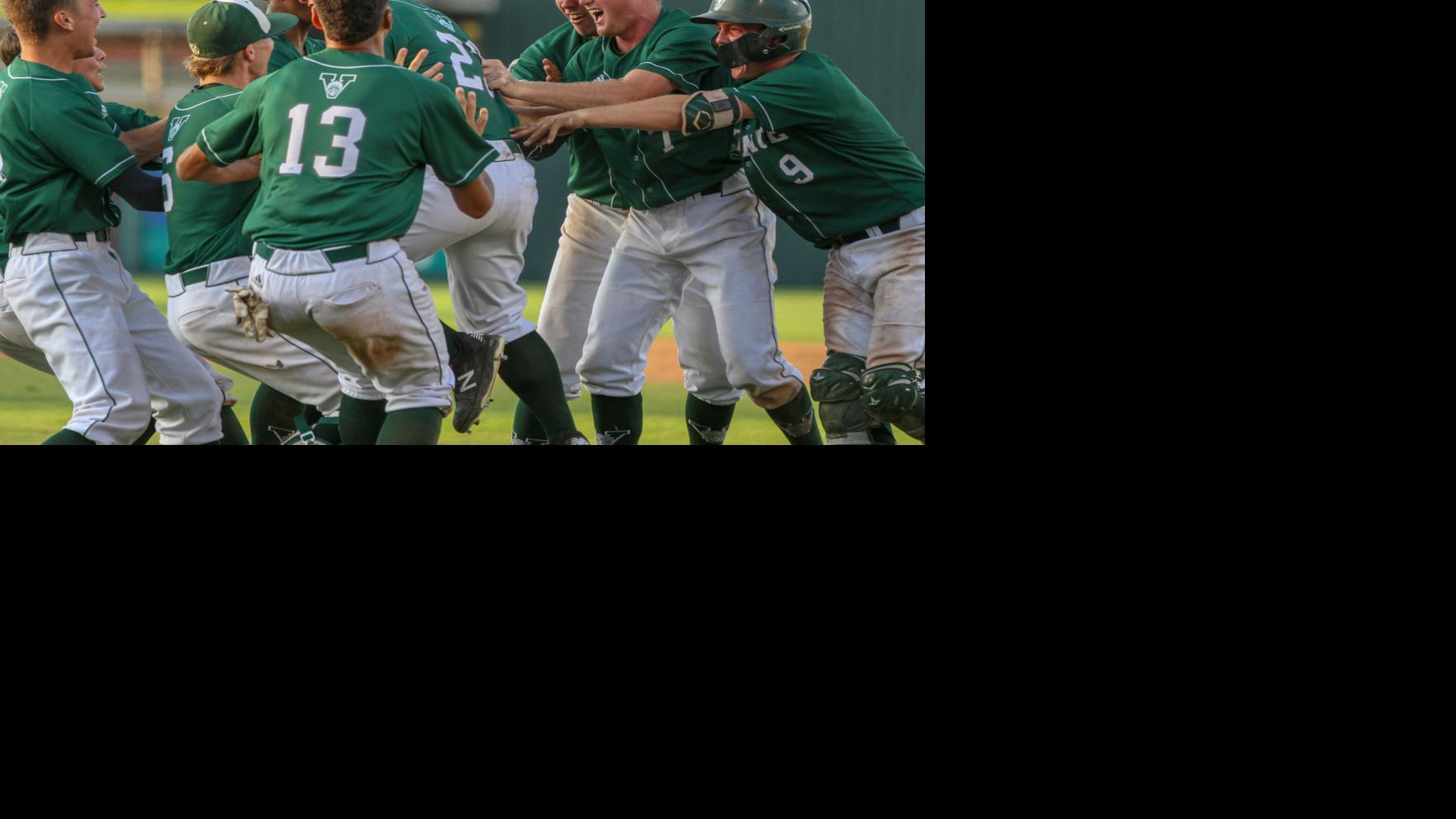 Venice baseball keeps the path to a state title open as it rallies from fourrun hole Area