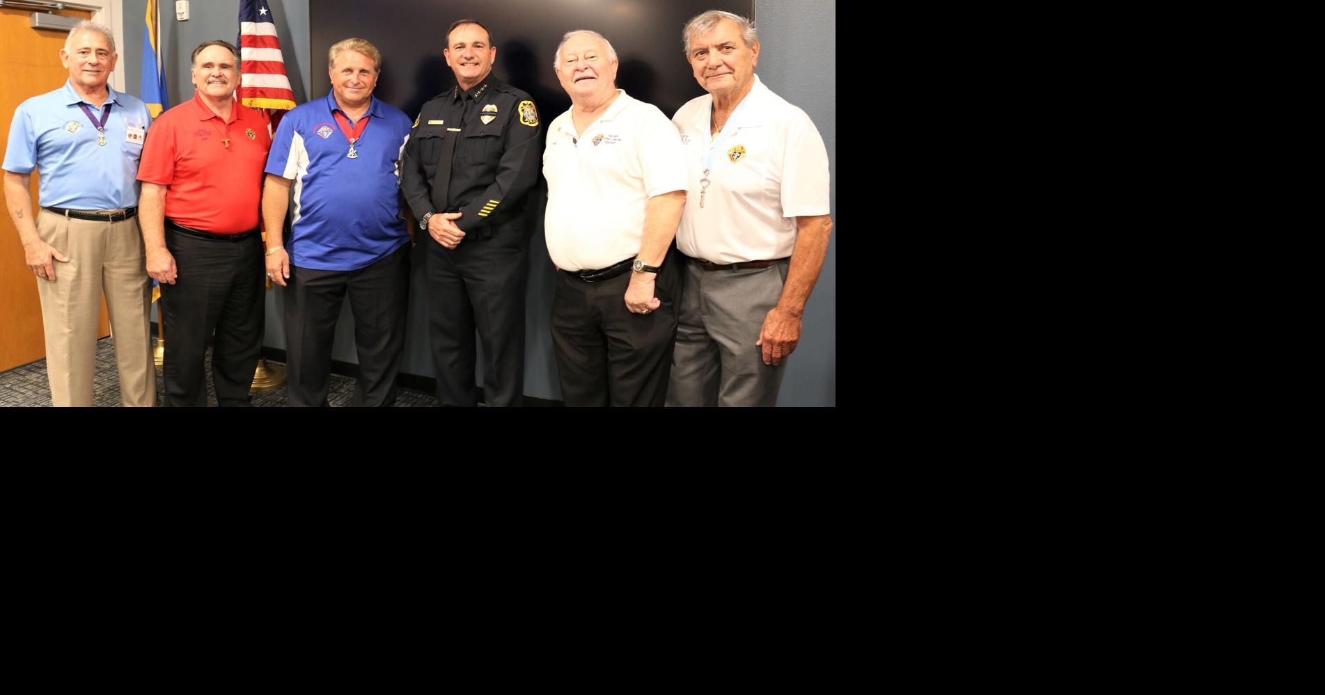 Knights of Columbus honor police | | yoursun.com