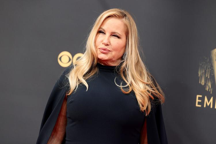 Why Jennifer Coolidge is perfect for 'The White Lotus' - Los Angeles Times