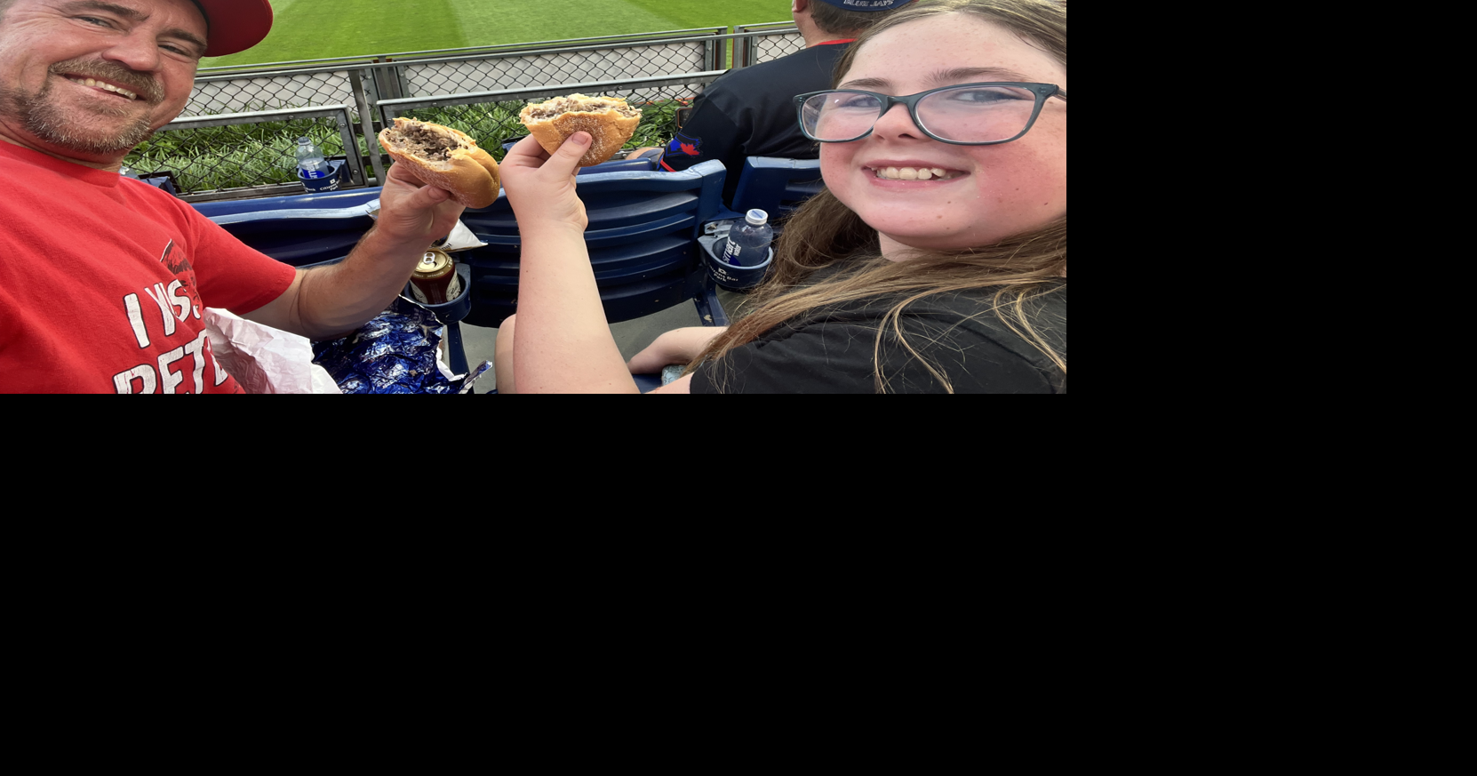 JW and Keznie at Phillies Cheese steak.png