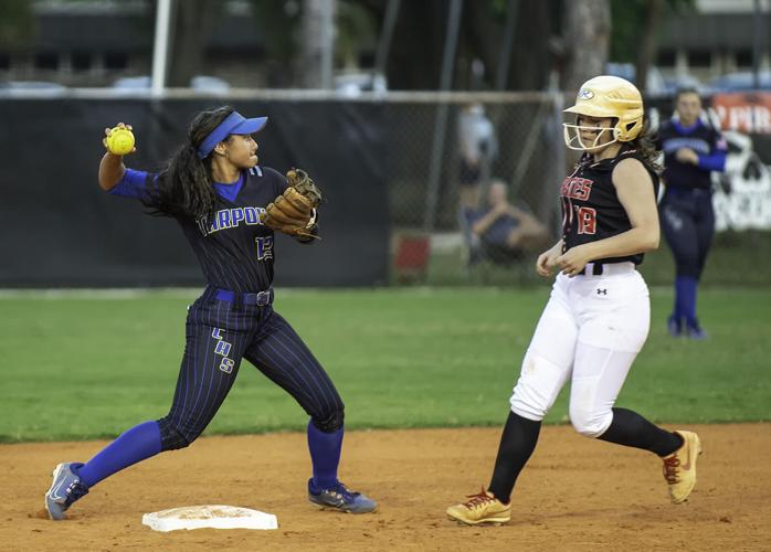 PREP SOFTBALL: Tarpons find their bats, roll at PC | Sun Preps ...
