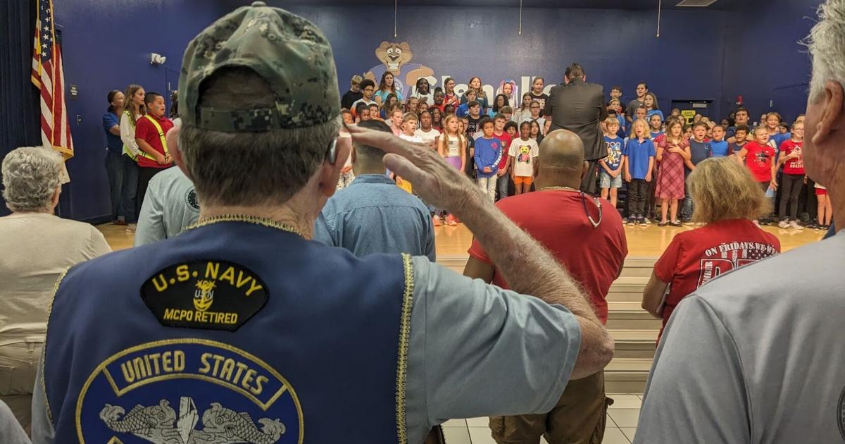 How reciting the Pledge of Allegiance became a sacred, patriotic ritual ...
