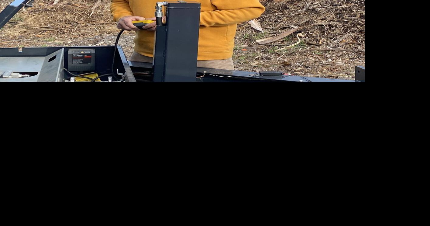 Lemon Bay Cemetery gets some TLC The Daily Sun