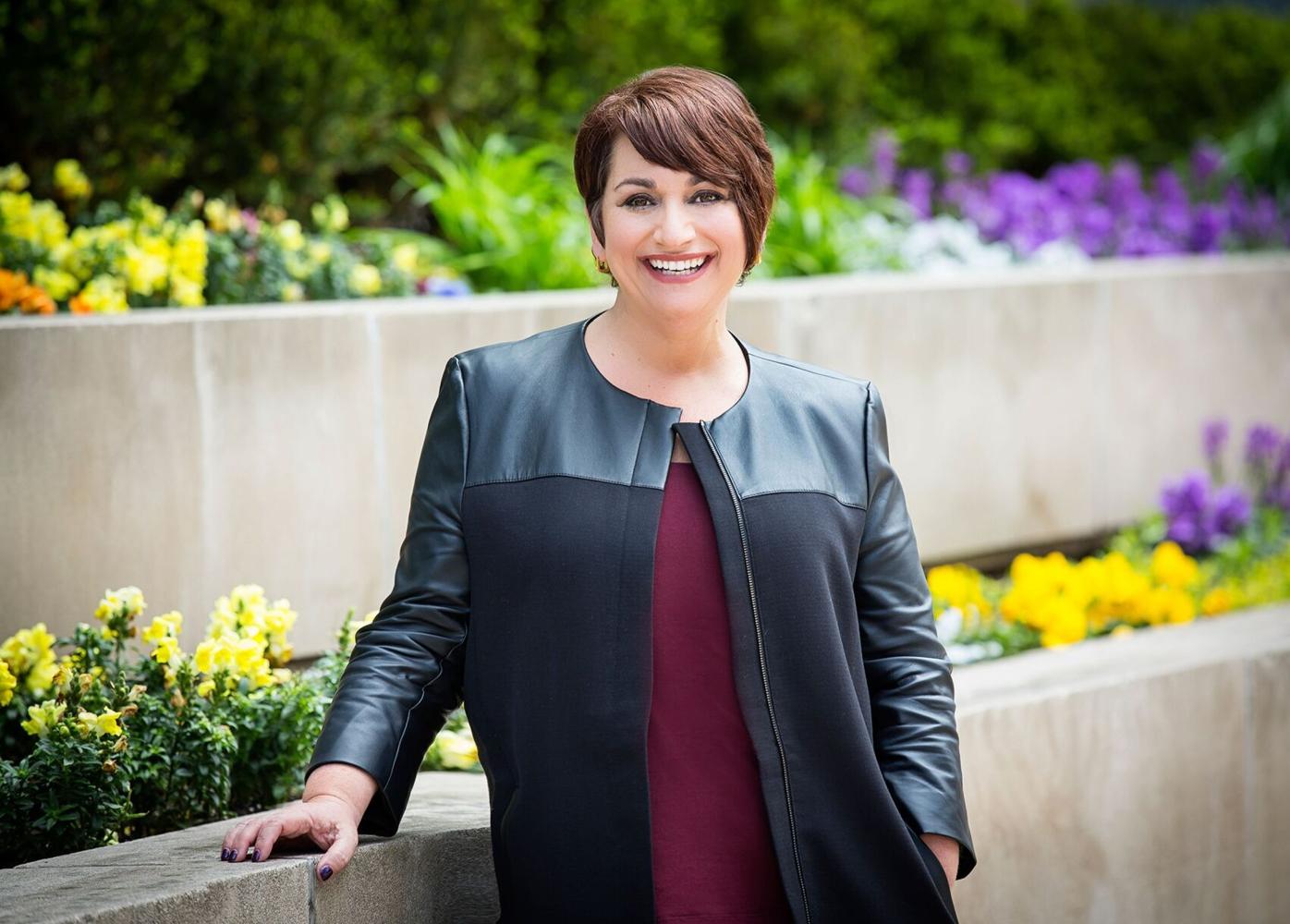 How Do You Replace An Icon Arts Entertainment Yoursun Com Kim, vincent hirsch, joseph diamand, maurice smith. yoursun com