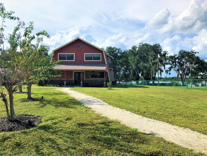 Beautiful home on Lake Josephine Sebring
