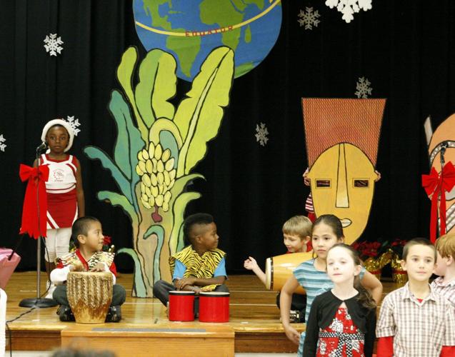 ‘Christmas Places, Happy Faces’ at Frostproof Elementary Newsarchives