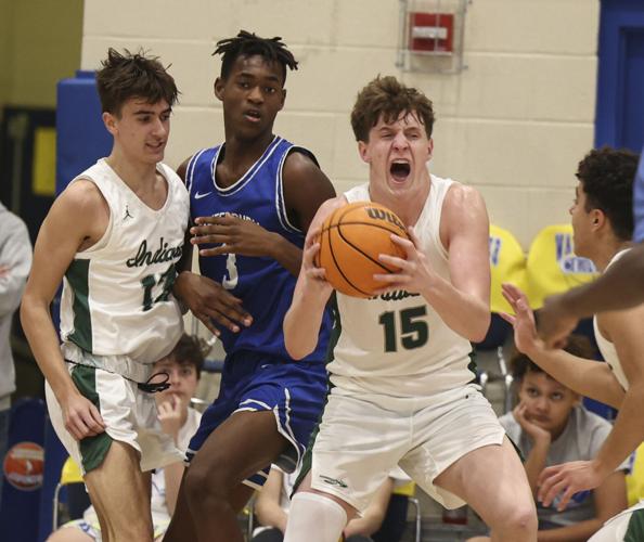 WALLY KELLER CLASSIC Shorthanded Venice coughs up big lead in loss